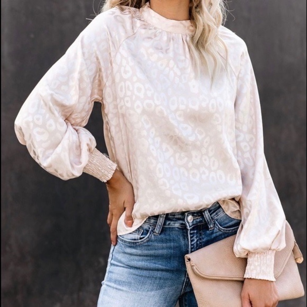 Vici Champagne Cheetah Print Top